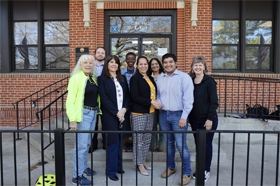Consul General Claudia Velasco Visit Group Shot in front of Town Hall