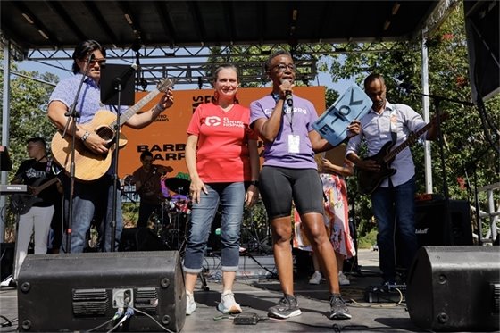 Mayor Barbara Foushee at the Latin American Festival