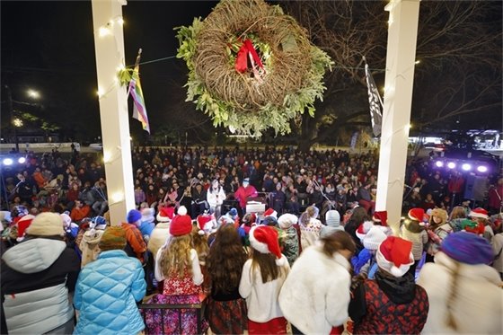 Carrboro Tree Lighting