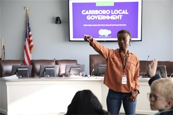 Mayor Foushee during mock council meeting